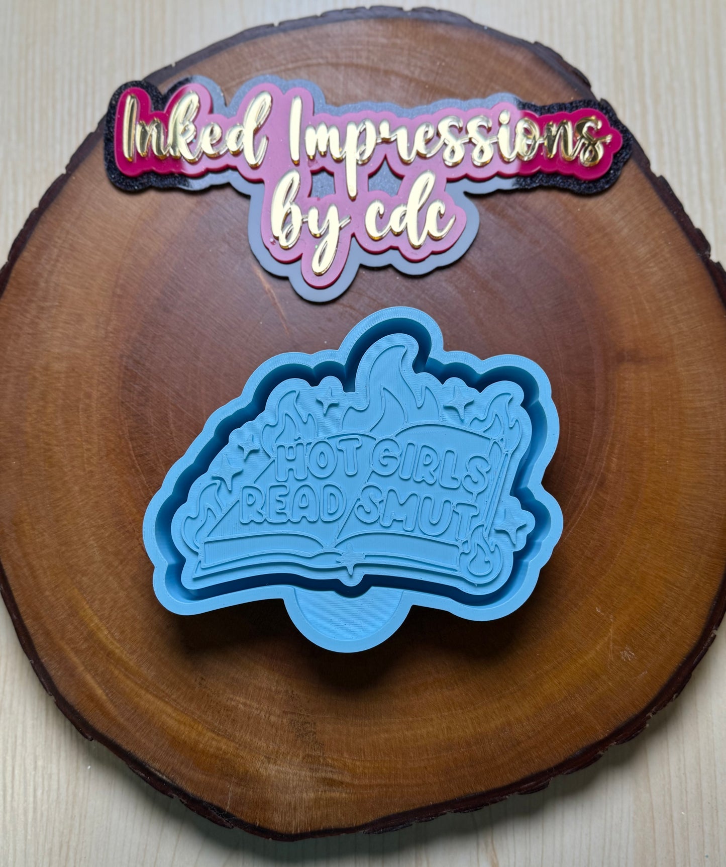 "Hot Girls Read Smut" Book Mold